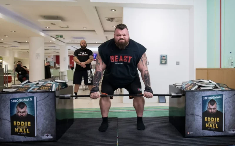 أقوى رجل العالم يواجه تحديًا شبه مستحيل في 2025